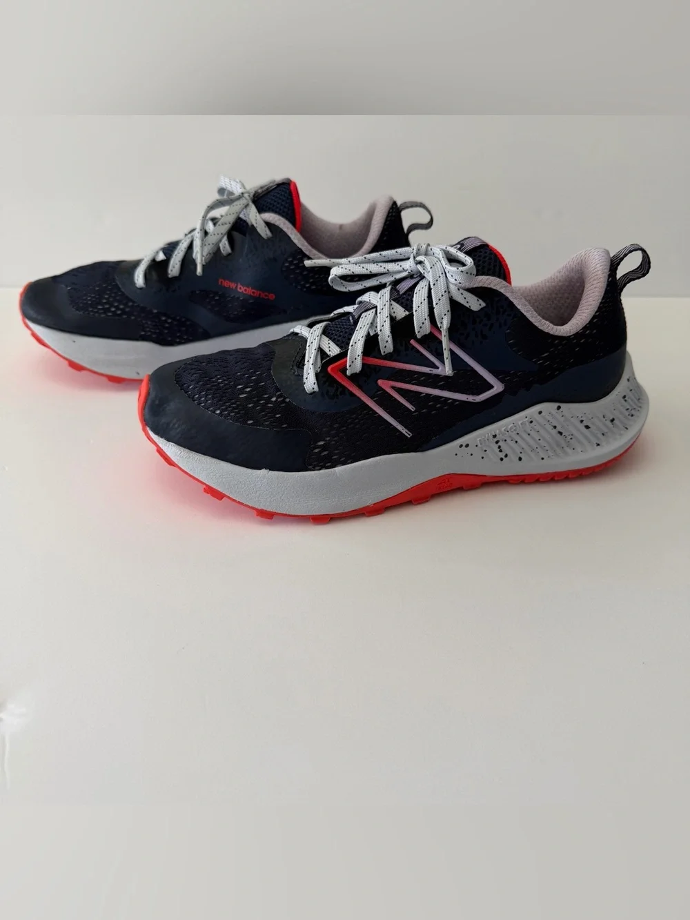 New Balance Running Shoes 5.5Y Youth Fits Women’s 7 Blue  Athletic Sneakers